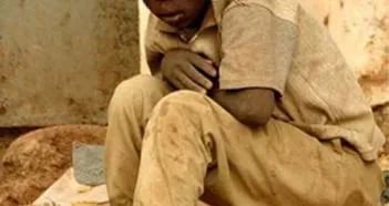 UN SOURIRE POUR TOUS